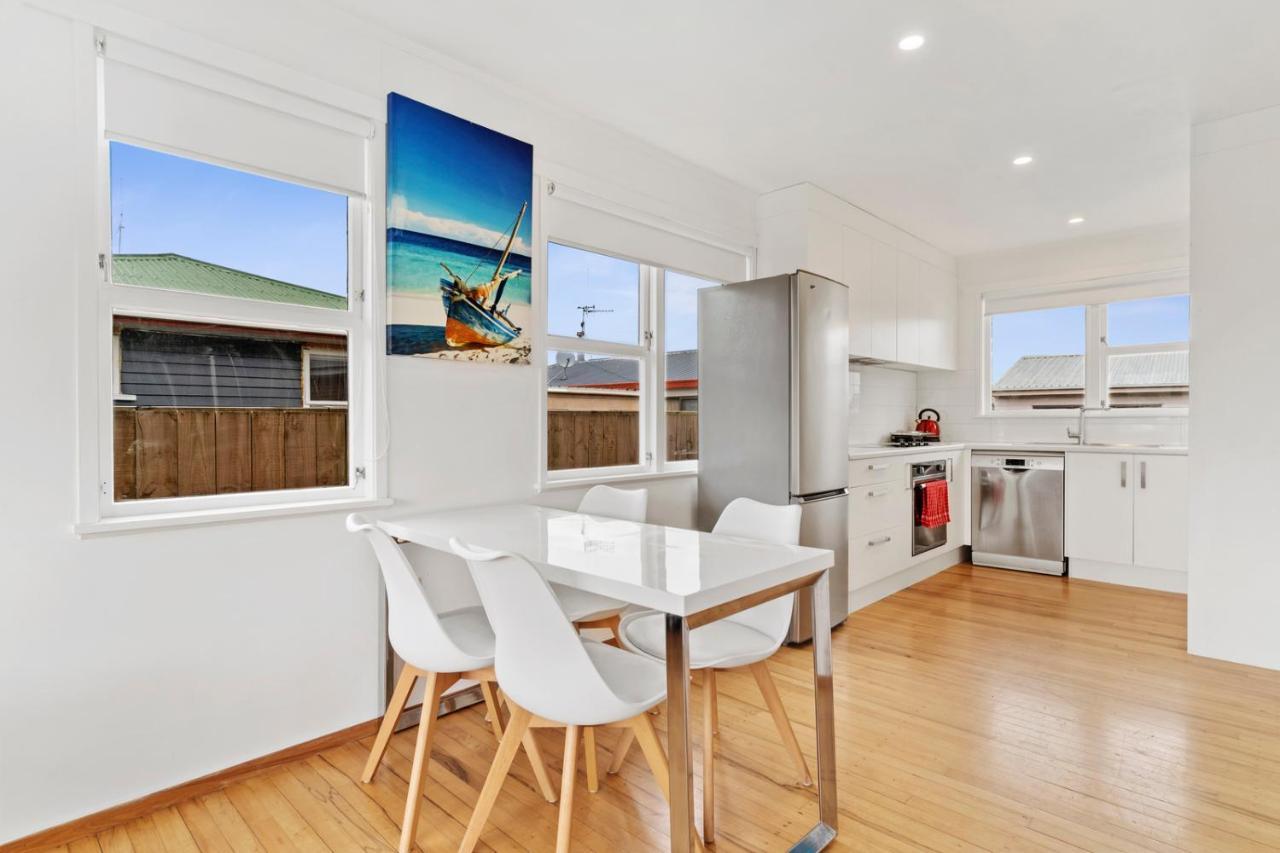 Villa 3 Bed At The Mount Close To Bayfair Shopping Mall Mount Maunganui Exterior foto